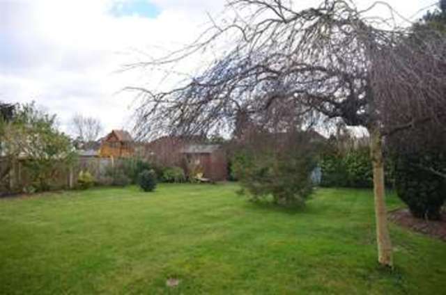  Image of 4 bedroom Detached house for sale in Mount Park Avenue South Croydon CR2 at South Croydon Surrey South Croydon, CR2 6DW
