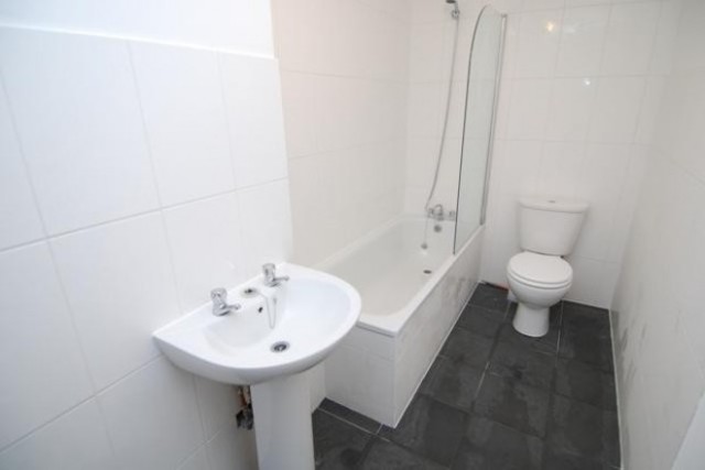  Image of 3 bedroom Flat to rent in Mount View Road London N4 at Mount View Road  Finsbury Park, N4 4SL