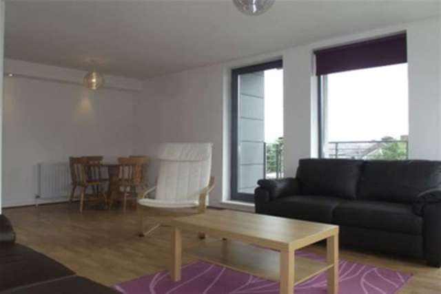  Image of 2 bedroom Flat to rent in Muirhouse Street Glasgow G41 at Glasgow, G41 1QD