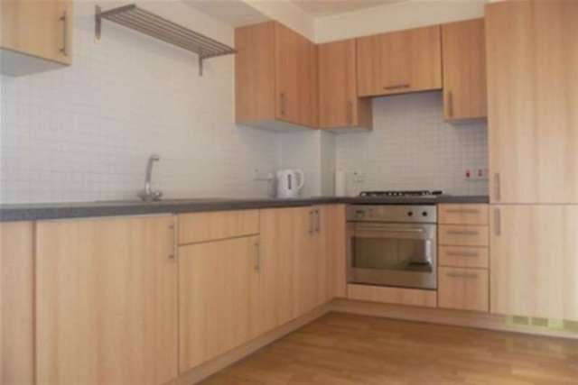  Image of 2 bedroom Flat to rent in Muirhouse Street Glasgow G41 at Glasgow, G41 1QD