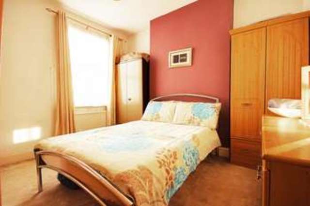  Image of 4 bedroom Terraced house for sale in Muston Road London E5 at Muston Road  London, E5 9LH