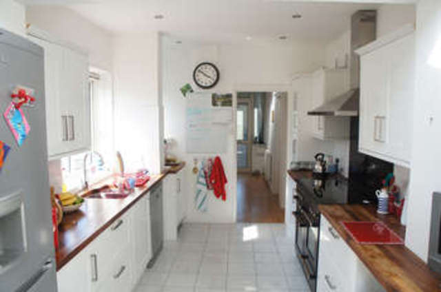  Image of 4 bedroom End of Terrace for sale in Mutley Road Plymouth PL3 at Mannamead Plymouth Devon, PL3 4SD