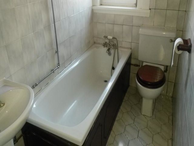  Image of 2 bedroom Flat to rent in Mylnefield Road Invergowrie Dundee DD2 at Invergowrie Dundee Dundee, DD2 5AT