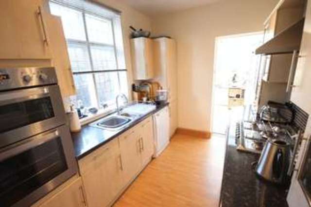  Image of 3 bedroom Detached house for sale in New Bedford Road Luton LU3 at New Bedford Road  Luton, LU3 1DE