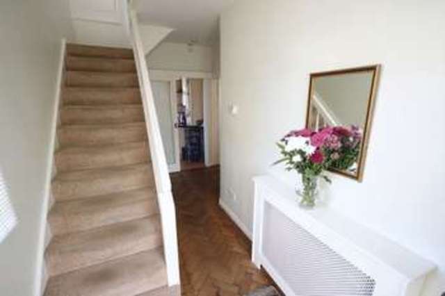  Image of 3 bedroom Detached house for sale in New Bedford Road Luton LU3 at New Bedford Road  Luton, LU3 1DE