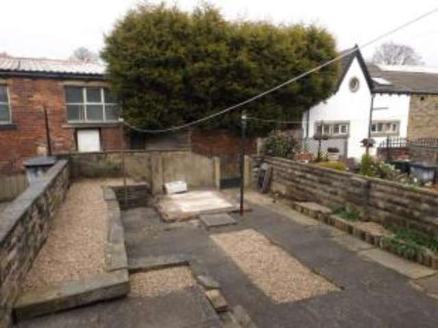  Image of 3 bedroom Terraced house for sale in New Street Paddock Huddersfield HD1 at Paddock Huddersfield Huddersfield, HD1 4SW