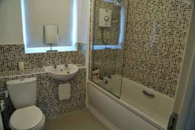  Image of 3 bedroom Detached house for sale in Wagonway Drive Newcastle upon Tyne NE13 at NE13 9BX  Newcastle Upon Tyne, NE13 9BX