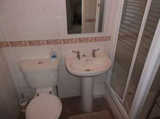  Image of 1 bedroom Flat for sale in Newgate Street Cottingham HU16 at Newgate Street  Cottingham, HU16 4EB