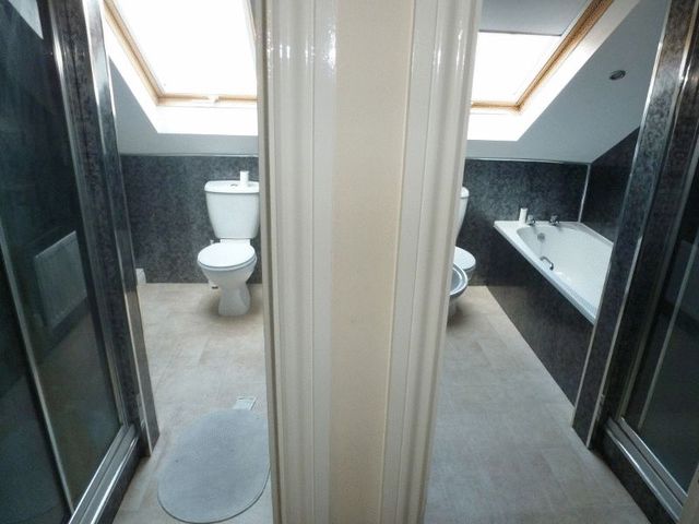  Image of 5 bedroom Flat to rent in Newlands Road Gosforth Newcastle upon Tyne NE2 at Newlands Road Array Jesmond, NE2 3NT