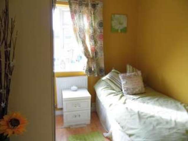  Image of 3 bedroom Terraced house for sale in Newmarket Road Bulwell Nottingham NG6 at Nottingham Nottinghamshire Nottingham, NG6 8TX
