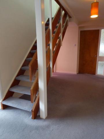  Image of 3 bedroom Flat to rent in Dirleton Drive Shawlands Glasgow G41 at Shawlands Glasgow Glasgow, G41 3BG