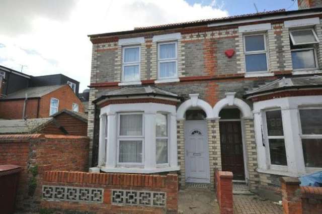  Image of 3 bedroom End of Terrace for sale in Norris Road Earley Reading RG6 at Norris Road  Reading, RG6 1NJ