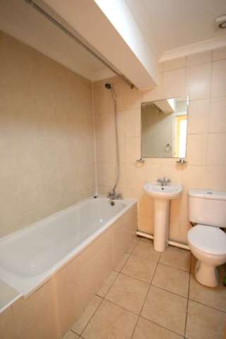 Image of 2 bedroom Flat to rent in North End Road London W14 at North End Road West Kensington London, W14 9EX