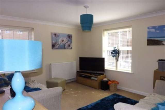  Image of 3 bedroom Detached house to rent in Dyson Road Blunsdon Swindon SN25 at Swindon, SN25 2PH