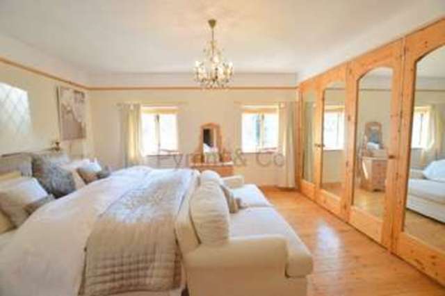  Image of 4 bedroom Property for sale in Norwich Road Wroxham Norwich NR12 at 199 Norwich Road Wroxham Norwich, NR12 8RZ