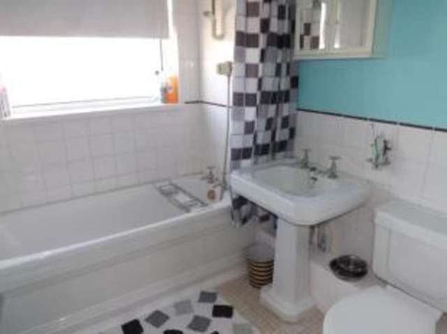  Image of 3 bedroom Detached house for sale in Oak Close Yate Bristol BS37 at Yate Bristol Engine Common, BS37 5TN