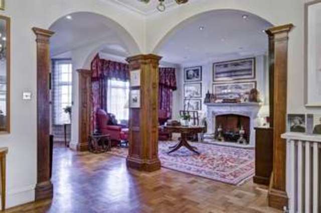  Image of 6 bedroom Detached house for sale in Oakhill Avenue London NW3 at Oakhill Avenue Hampstead Hampstead, NW3 7RD