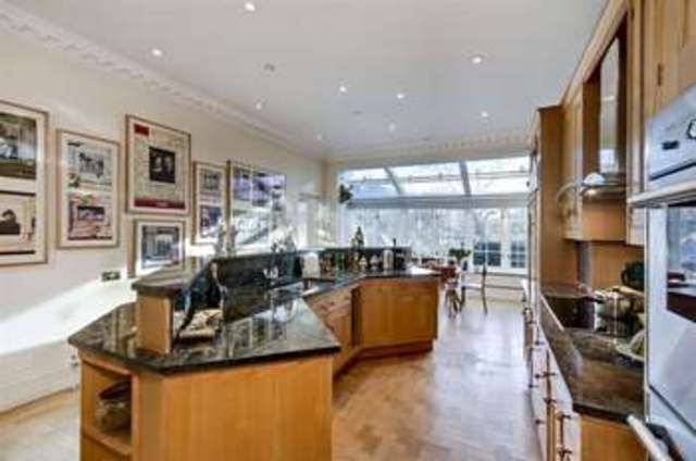  Image of 6 bedroom Detached house for sale in Oakhill Avenue London NW3 at Oakhill Avenue Hampstead Hampstead, NW3 7RD