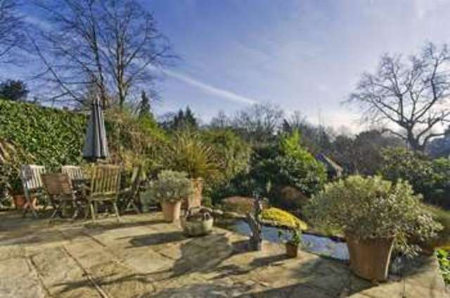  Image of 6 bedroom Detached house for sale in Oakhill Avenue London NW3 at Oakhill Avenue Hampstead Hampstead, NW3 7RD