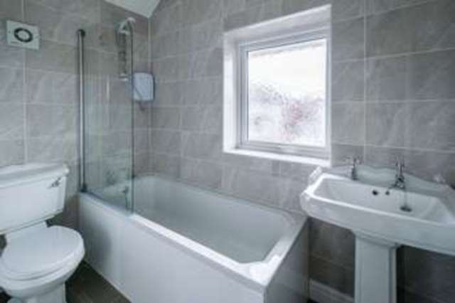  Image of 3 bedroom Semi-Detached house to rent in Oakhill Road Maghull Liverpool L31 at Oakhill Road  Maghull, L31 0BH