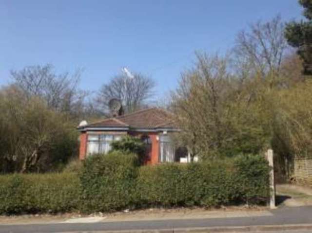  Image of 3 bedroom Bungalow for sale in Oaklands Road Salford M7 at Salford Greater Manchester Broughton, M7 3GP