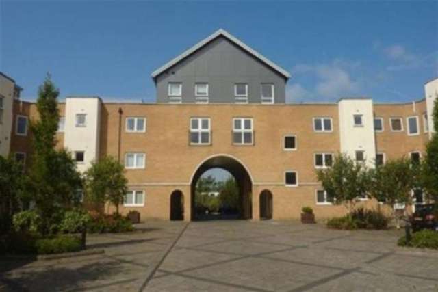  Image of 2 bedroom Flat to rent in Kenway Southend-on-Sea SS2 at Southend-on-Sea, SS2 5DZ