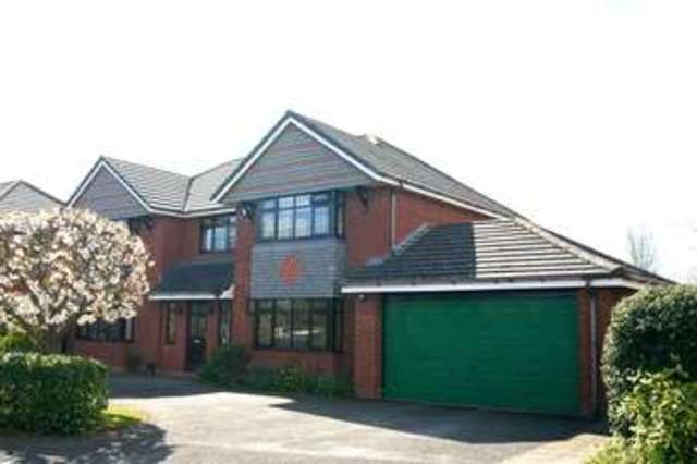  Image of 4 bedroom Detached house for sale in Broadoaks Darland Lane Rossett Wrexham LL12 at Darland Lane  Wrexham, LL12 0FA