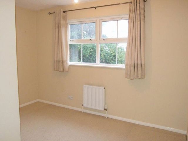  Image of 2 bedroom Terraced house to rent in Old Brewery Close Aylesbury HP21 at Old Brewery Close  Aylesbury, HP21 7SH