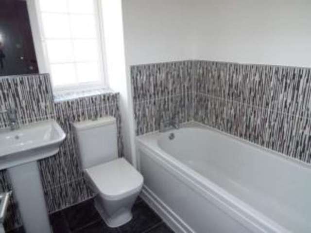  Image of 3 bedroom Semi-Detached house for sale in Old Farm Lane Newbold Verdon Leicester LE9 at Newbold Verdon Leicester Earl Shilton, LE9 9PX