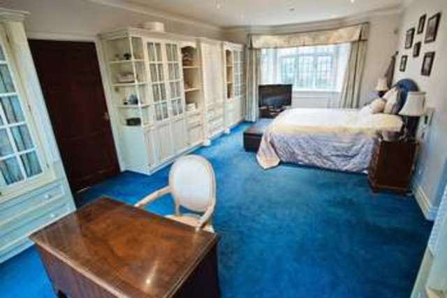  Image of 5 bedroom Detached house for sale in Old Hall Road Salford M7 at Old Hall Road  Salford, M7 4JH