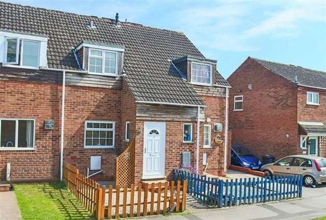  Image of 2 bedroom Terraced house for sale in Oldbury Close Redditch B98 at Oldbury Close  Redditch, B98 8RE
