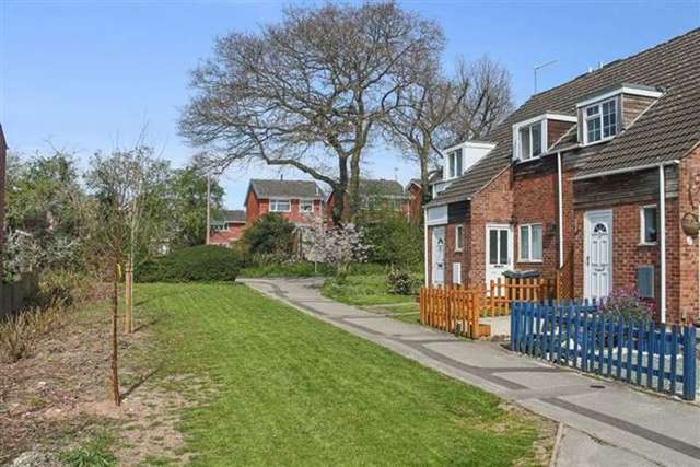  Image of 2 bedroom Terraced house for sale in Oldbury Close Redditch B98 at Oldbury Close  Redditch, B98 8RE