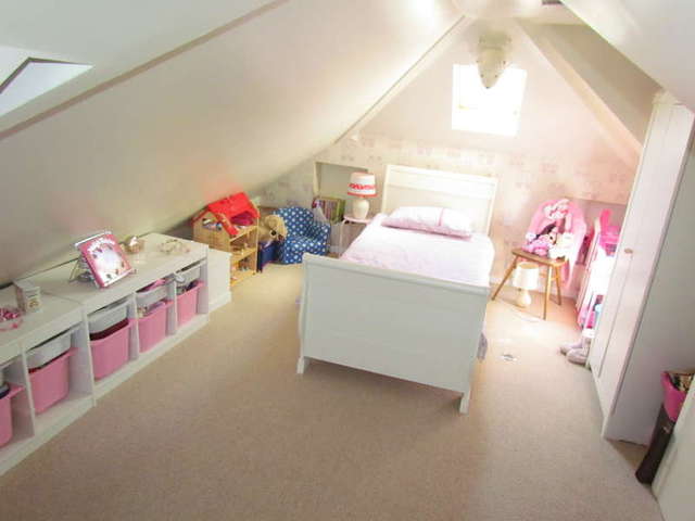  Image of 4 bedroom Detached house for sale in Ombersley Road Worcester WR3 at Worcester Worcestershire Worcester, WR3 7DH