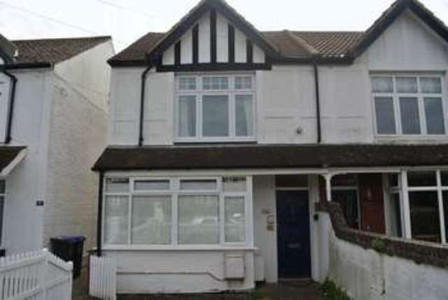  Image of 1 bedroom Flat for sale in Boundary Road Worthing BN11 at Boundary Road  Worthing, BN11 4LL