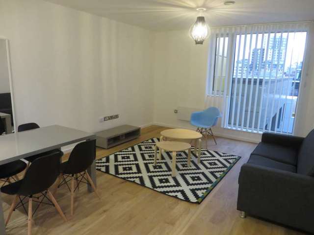  Image of 2 bedroom Apartment to rent in Shudehill Manchester M4 at Manchester, M4 4AF