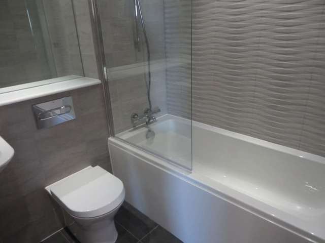 Image of 2 bedroom Apartment to rent in Shudehill Manchester M4 at Manchester, M4 4AF