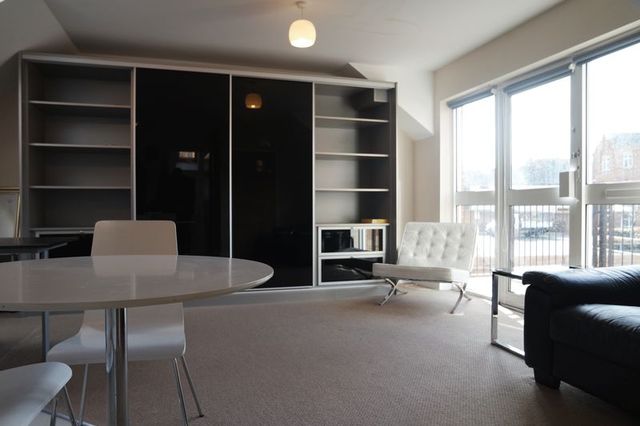  Image of 1 bedroom Flat to rent in Nottingham Road Loughborough LE11 at Nottingham Road  Loughborough, LE11 1AE