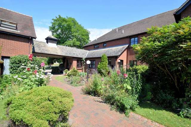  Image of 2 bedroom Apartment for sale in Orchard Walk Watlington OX49 at Watlington, OX49 5RD