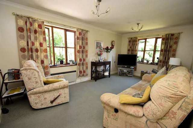  Image of 2 bedroom Apartment for sale in Orchard Walk Watlington OX49 at Watlington, OX49 5RD