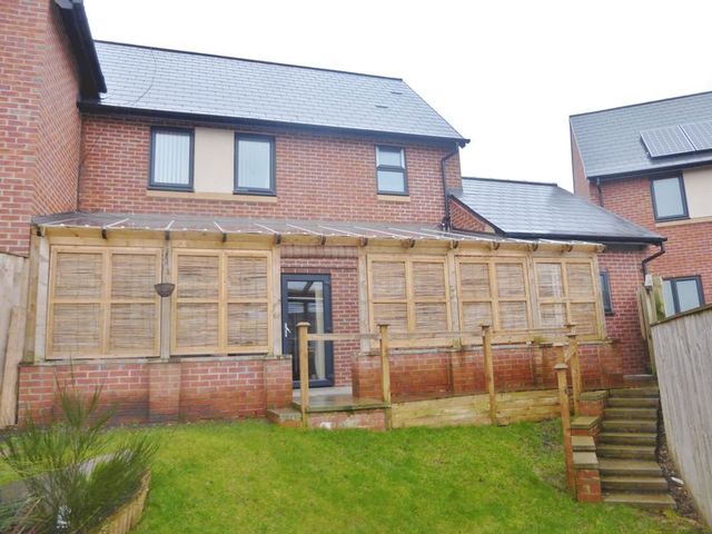  Image of 2 bedroom Semi-Detached house for sale in Orchid Crescent Sheffield S5 at Orchid Crescent Wincobank Sheffield, S5 6GL