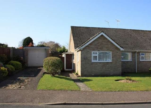  Image of 2 bedroom Detached house for sale in Slade Close Ottery St. Mary EX11 at Ottery St Mary Devon, EX11 1SY