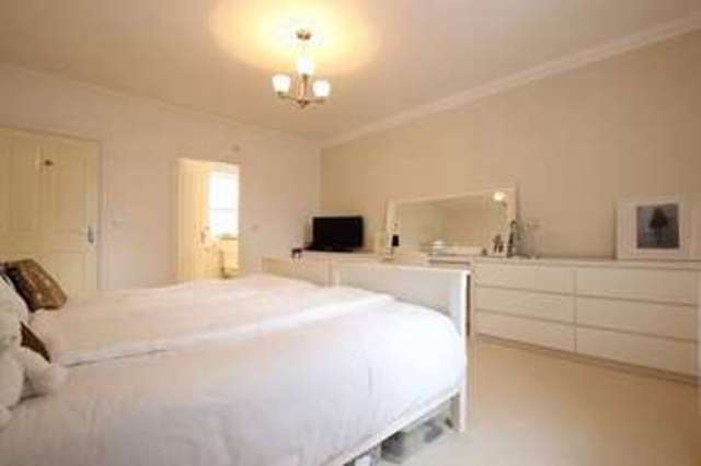  Image of 2 bedroom Flat for sale in Rathmore Road Prenton CH43 at 18 Rathmore Road  Oxton, CH43 2HF