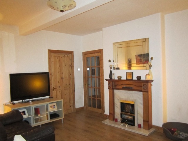  Image of 2 bedroom Flat to rent in Paisley Road Renfrew PA4 at Renfrew Renfrewshire Renfrewshire, PA4 8AA