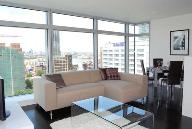  Image of 2 bedroom Flat to rent in Pan Peninsula Square London E14 at Canary Wharf, E14 9HN