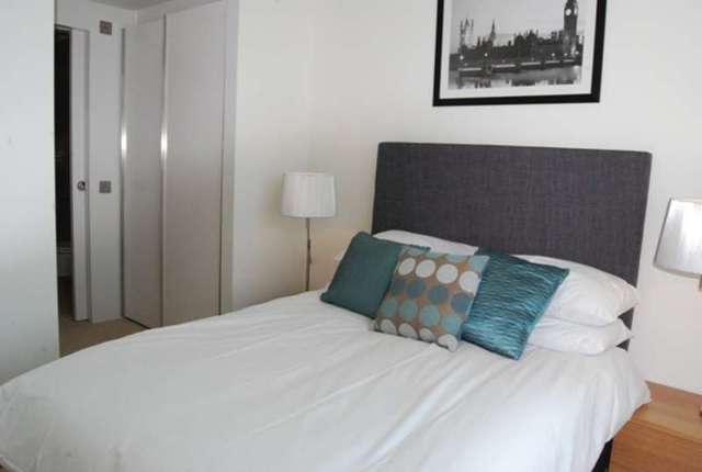  Image of 2 bedroom Flat to rent in Pan Peninsula Square London E14 at Canary Wharf, E14 9HN