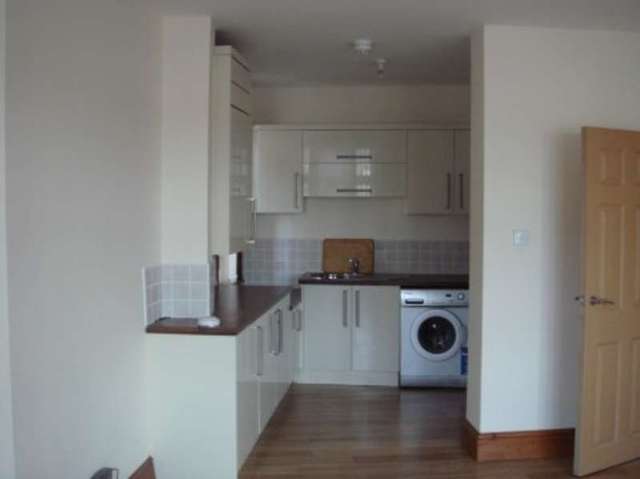  Image of 2 bedroom Flat to rent in High Street Wavertree Liverpool L15 at 16-18 High Street Wavertree Liverpool, L15 8HG