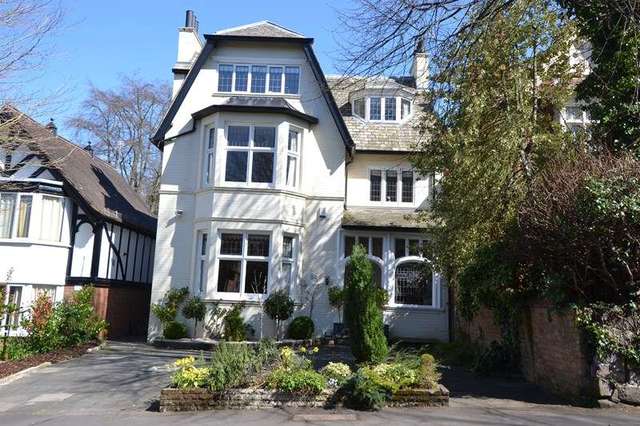  Image of 5 bedroom Detached house for sale in Park Hill Moseley Birmingham B13 at Park Hill Moseley Birmingham, B13 8DS