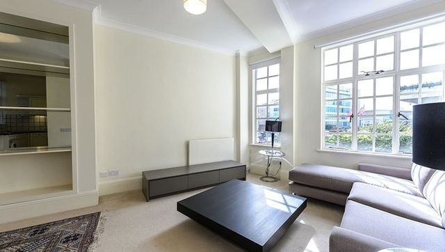  Image of 2 bedroom Flat to rent in Park Road London NW8 at Park Road Array Lisson Grove, NW8 7HY