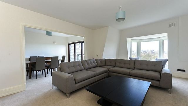  Image of 4 bedroom Flat to rent in Park Road London NW8 at Park Road Array Lisson Grove, NW8 7HY