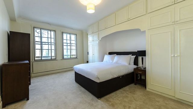 Image of 5 bedroom Flat to rent in Park Road London NW8 at Park Road Array Lisson Grove, NW8 7HY